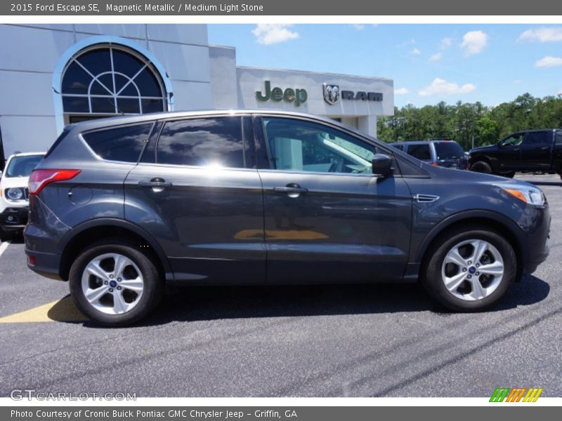 Magnetic Metallic / Medium Light Stone 2015 Ford Escape SE