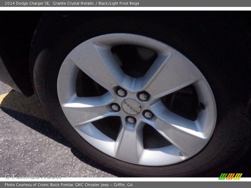Granite Crystal Metallic / Black/Light Frost Beige 2014 Dodge Charger SE