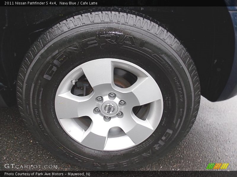 Navy Blue / Cafe Latte 2011 Nissan Pathfinder S 4x4