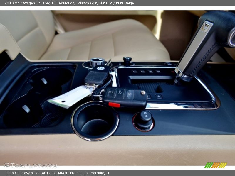 Alaska Gray Metallic / Pure Beige 2010 Volkswagen Touareg TDI 4XMotion