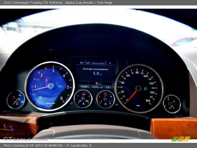 Alaska Gray Metallic / Pure Beige 2010 Volkswagen Touareg TDI 4XMotion