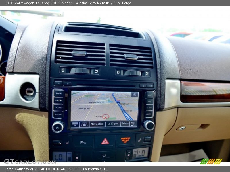 Alaska Gray Metallic / Pure Beige 2010 Volkswagen Touareg TDI 4XMotion