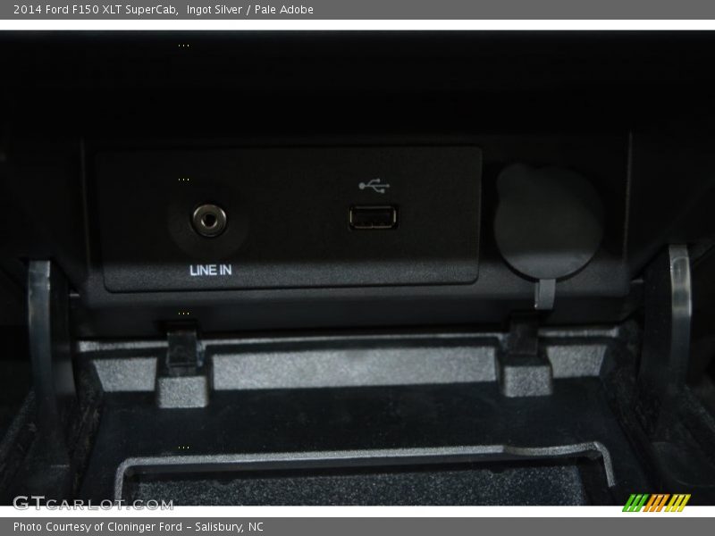 Ingot Silver / Pale Adobe 2014 Ford F150 XLT SuperCab