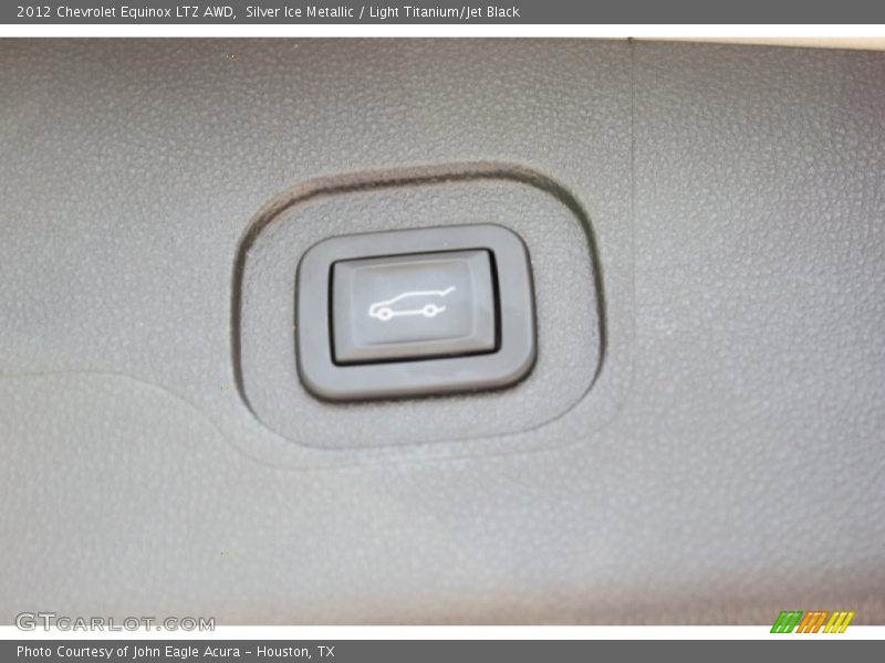 Silver Ice Metallic / Light Titanium/Jet Black 2012 Chevrolet Equinox LTZ AWD