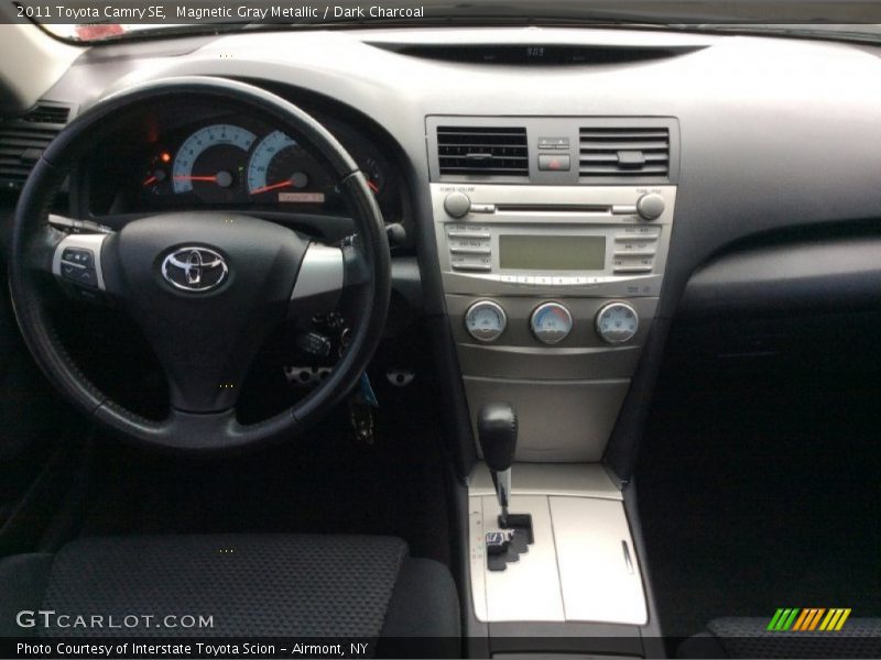 Magnetic Gray Metallic / Dark Charcoal 2011 Toyota Camry SE