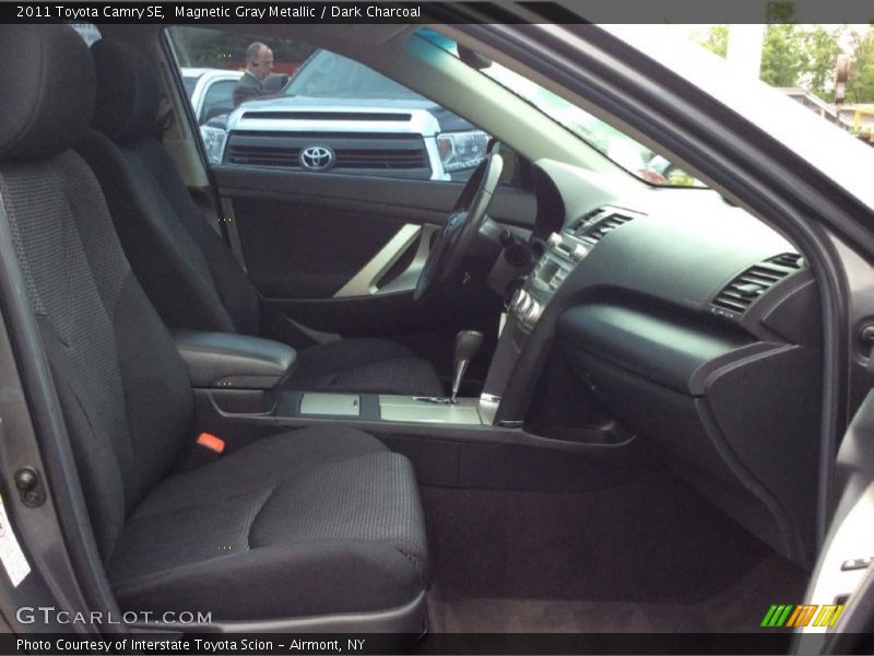 Magnetic Gray Metallic / Dark Charcoal 2011 Toyota Camry SE