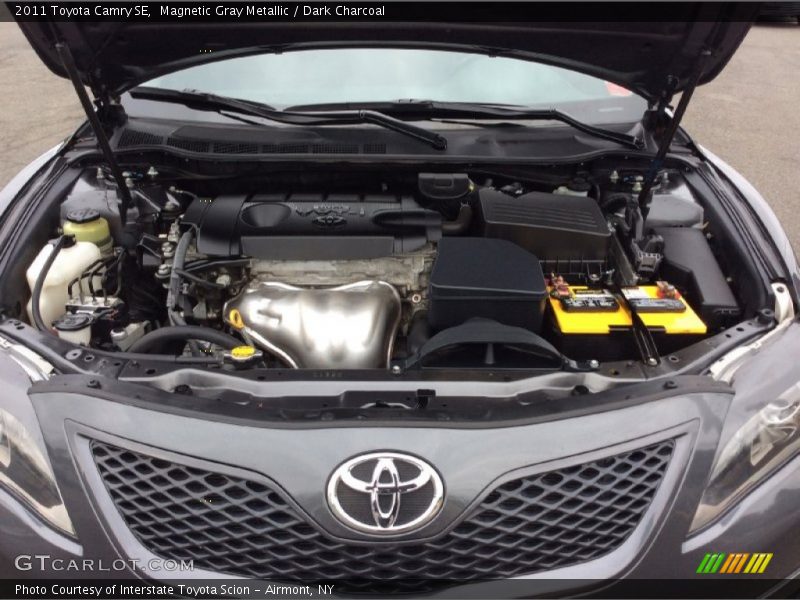 Magnetic Gray Metallic / Dark Charcoal 2011 Toyota Camry SE