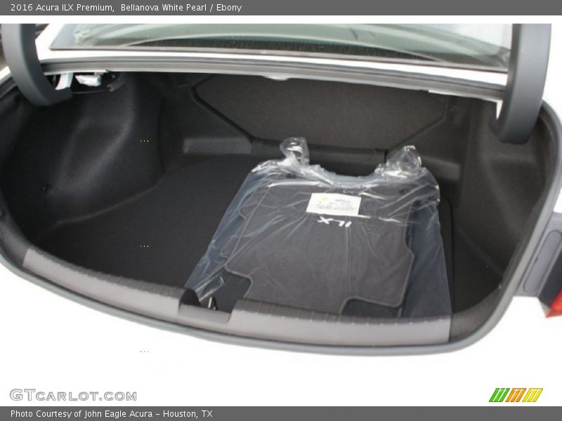 Bellanova White Pearl / Ebony 2016 Acura ILX Premium