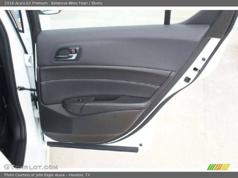 Bellanova White Pearl / Ebony 2016 Acura ILX Premium