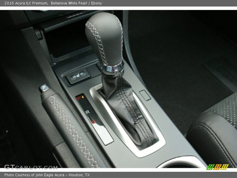 Bellanova White Pearl / Ebony 2016 Acura ILX Premium