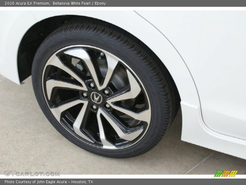 Bellanova White Pearl / Ebony 2016 Acura ILX Premium