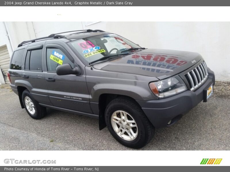 Graphite Metallic / Dark Slate Gray 2004 Jeep Grand Cherokee Laredo 4x4