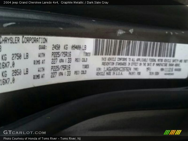 Graphite Metallic / Dark Slate Gray 2004 Jeep Grand Cherokee Laredo 4x4