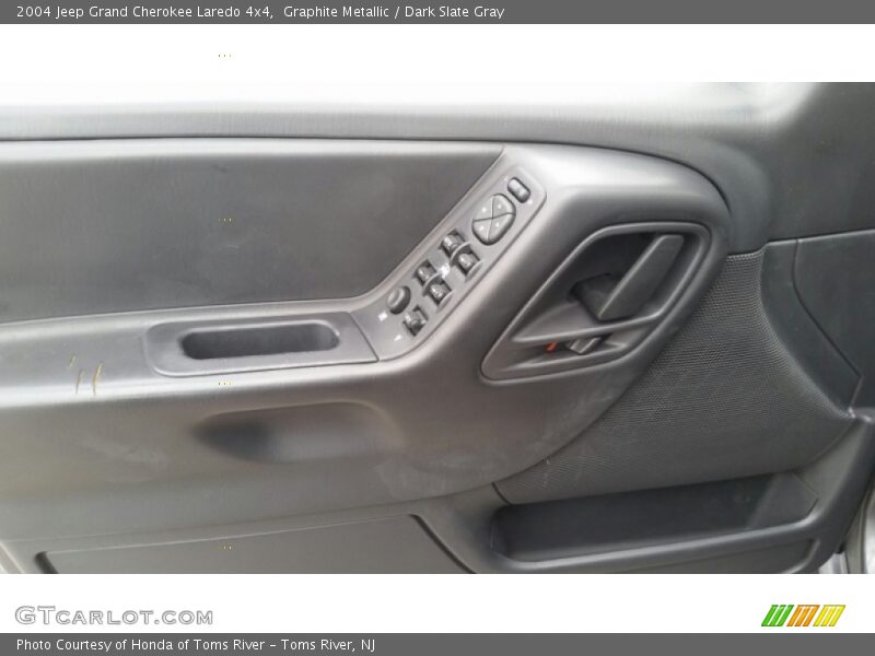 Graphite Metallic / Dark Slate Gray 2004 Jeep Grand Cherokee Laredo 4x4