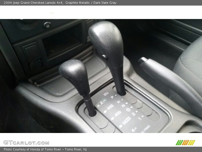 Graphite Metallic / Dark Slate Gray 2004 Jeep Grand Cherokee Laredo 4x4