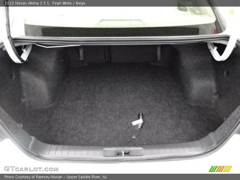 Pearl White / Beige 2013 Nissan Altima 2.5 S