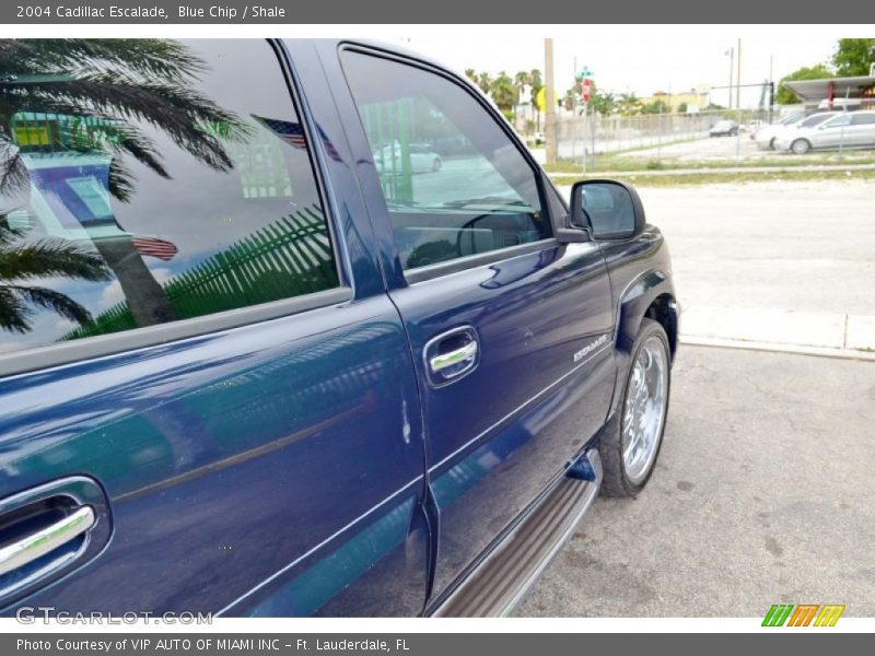 Blue Chip / Shale 2004 Cadillac Escalade