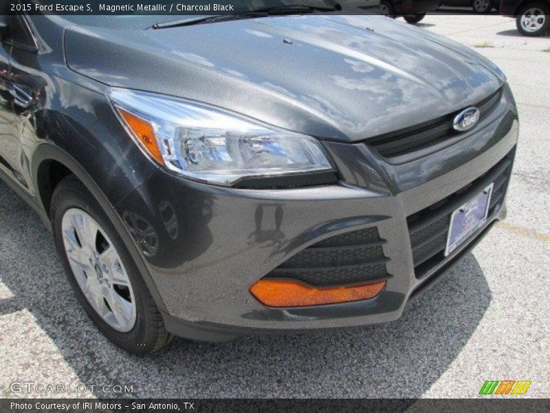 Magnetic Metallic / Charcoal Black 2015 Ford Escape S