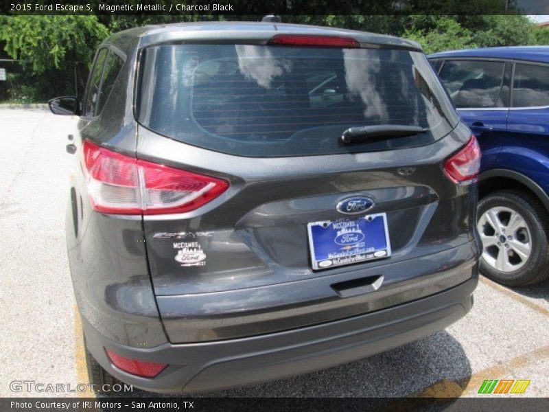 Magnetic Metallic / Charcoal Black 2015 Ford Escape S