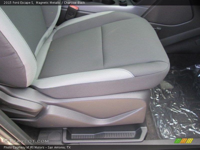 Magnetic Metallic / Charcoal Black 2015 Ford Escape S