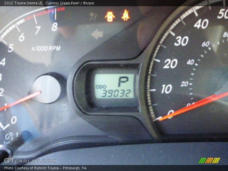 Cypress Green Pearl / Bisque 2012 Toyota Sienna LE