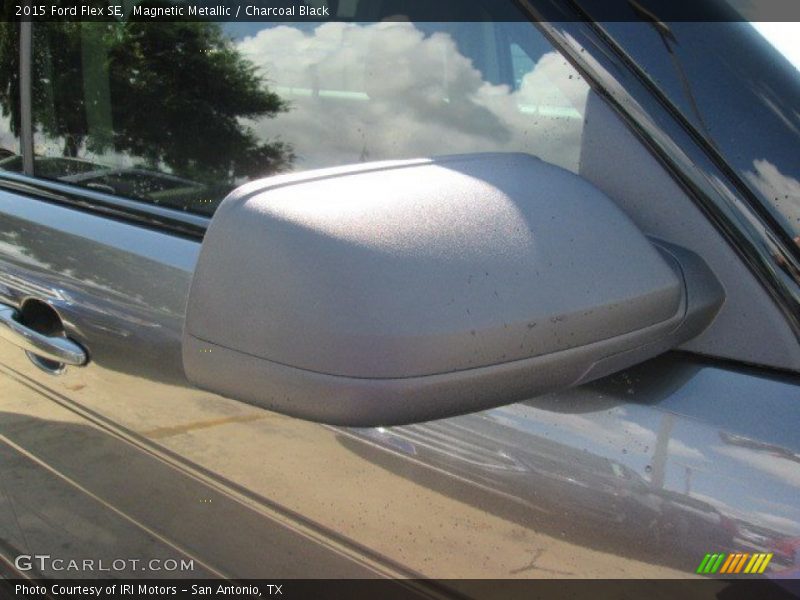 Magnetic Metallic / Charcoal Black 2015 Ford Flex SE