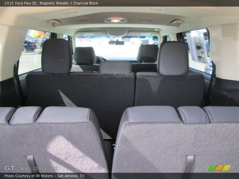 Magnetic Metallic / Charcoal Black 2015 Ford Flex SE