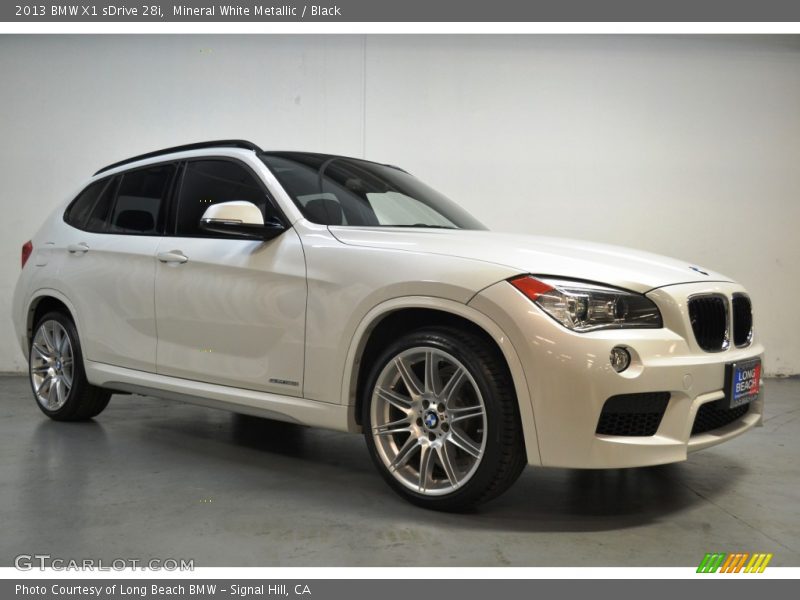 Mineral White Metallic / Black 2013 BMW X1 sDrive 28i