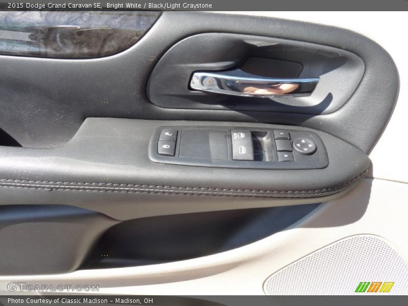 Bright White / Black/Light Graystone 2015 Dodge Grand Caravan SE