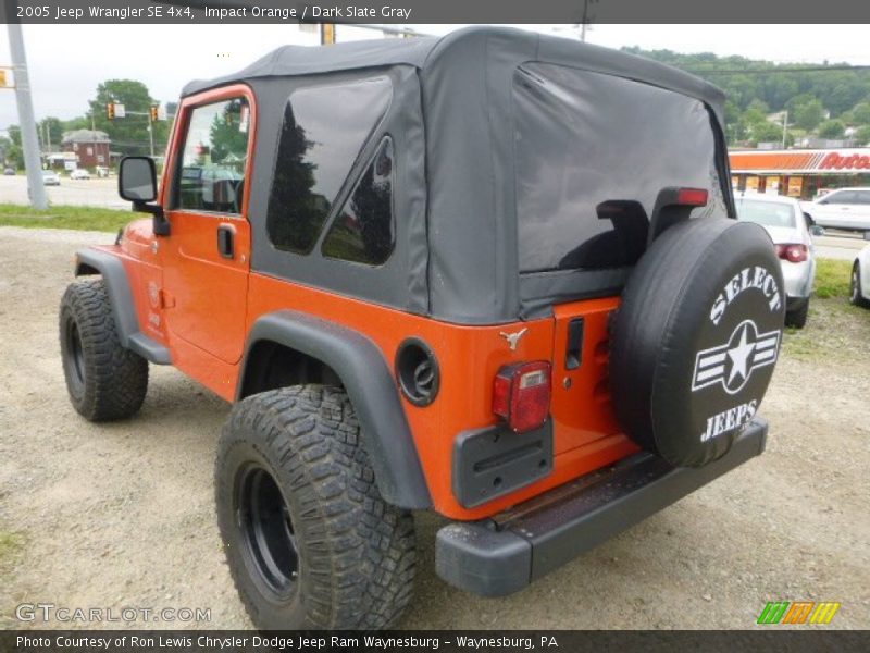 Impact Orange / Dark Slate Gray 2005 Jeep Wrangler SE 4x4