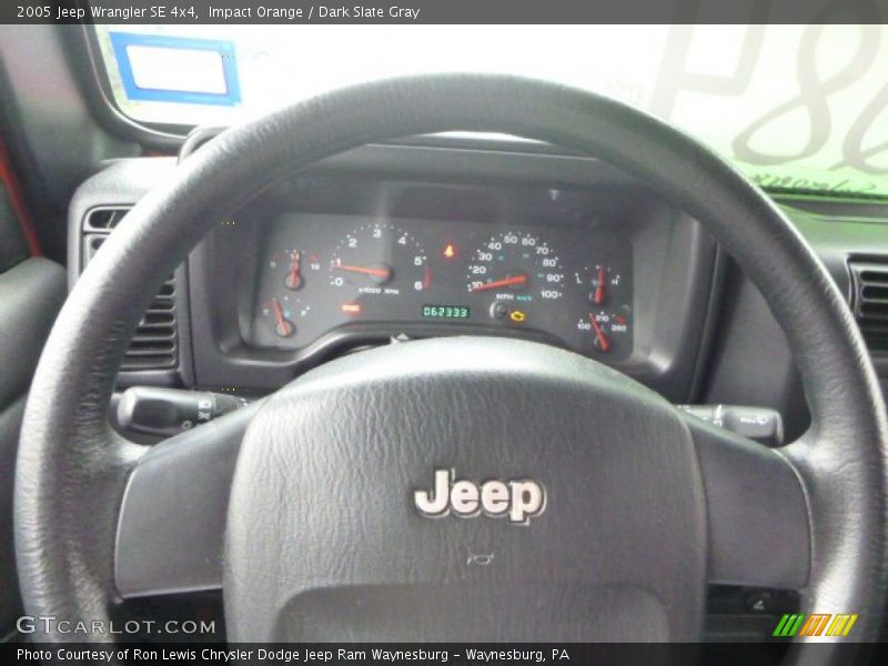 Impact Orange / Dark Slate Gray 2005 Jeep Wrangler SE 4x4