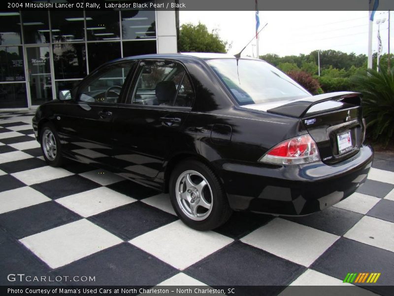 Labrador Black Pearl / Black 2004 Mitsubishi Lancer OZ Rally