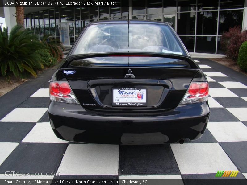 Labrador Black Pearl / Black 2004 Mitsubishi Lancer OZ Rally