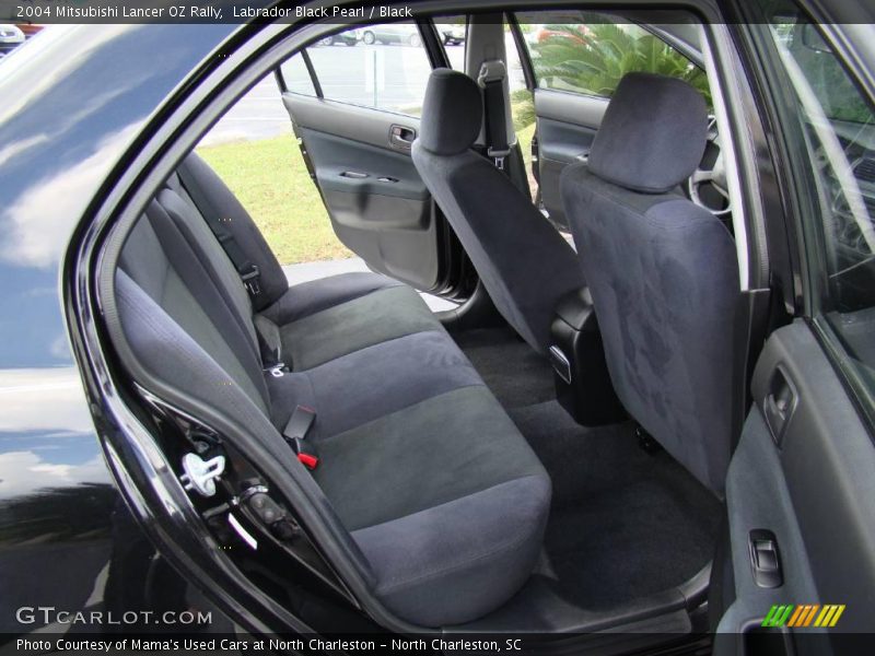 Labrador Black Pearl / Black 2004 Mitsubishi Lancer OZ Rally