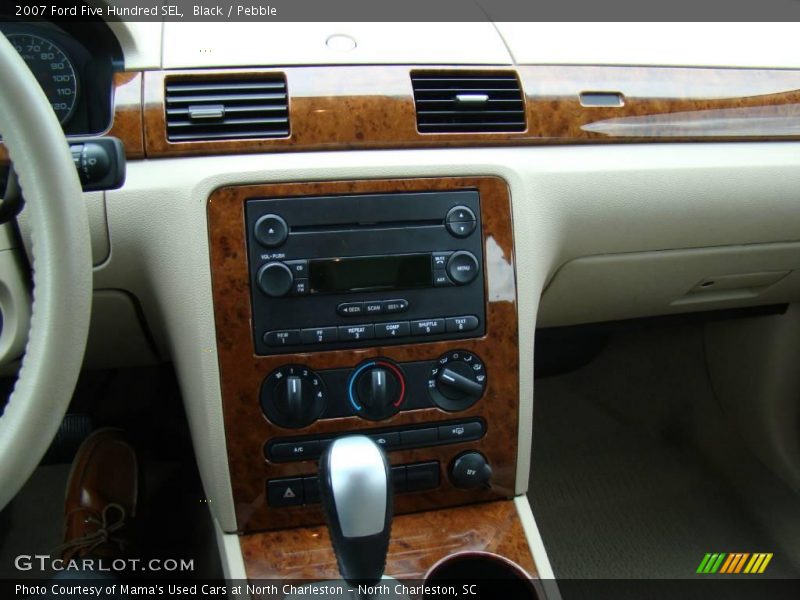 Black / Pebble 2007 Ford Five Hundred SEL