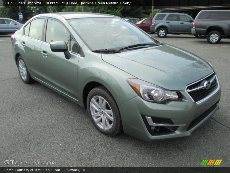 Front 3/4 View of 2015 Impreza 2.0i Premium 4 Door