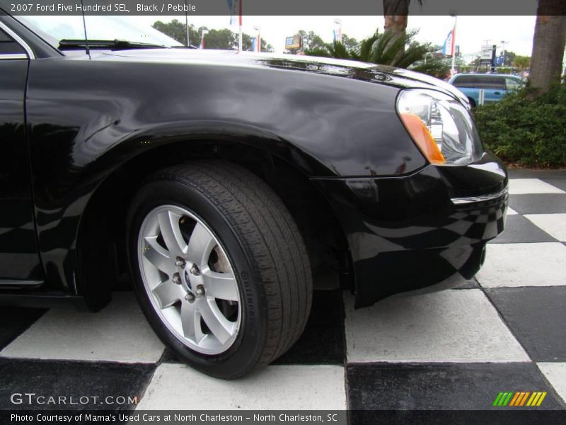 Black / Pebble 2007 Ford Five Hundred SEL