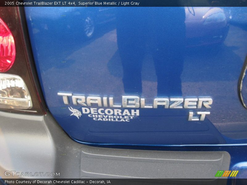 Superior Blue Metallic / Light Gray 2005 Chevrolet TrailBlazer EXT LT 4x4