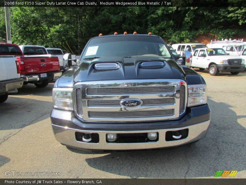 Medium Wedgewood Blue Metallic / Tan 2006 Ford F350 Super Duty Lariat Crew Cab Dually