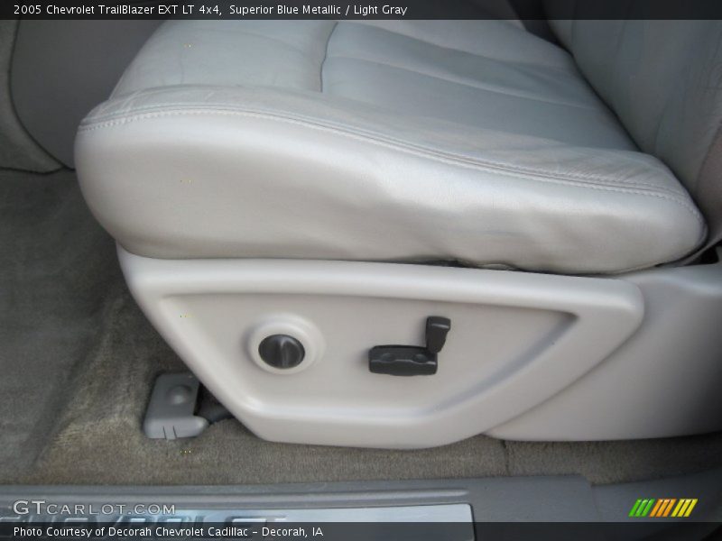 Superior Blue Metallic / Light Gray 2005 Chevrolet TrailBlazer EXT LT 4x4