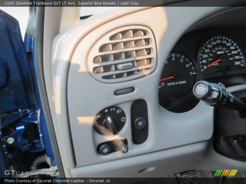Superior Blue Metallic / Light Gray 2005 Chevrolet TrailBlazer EXT LT 4x4