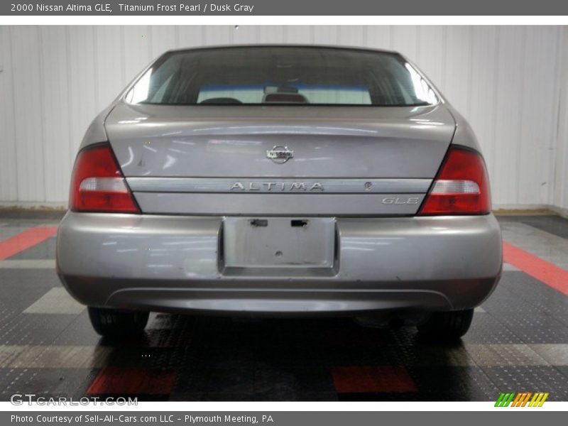 Titanium Frost Pearl / Dusk Gray 2000 Nissan Altima GLE