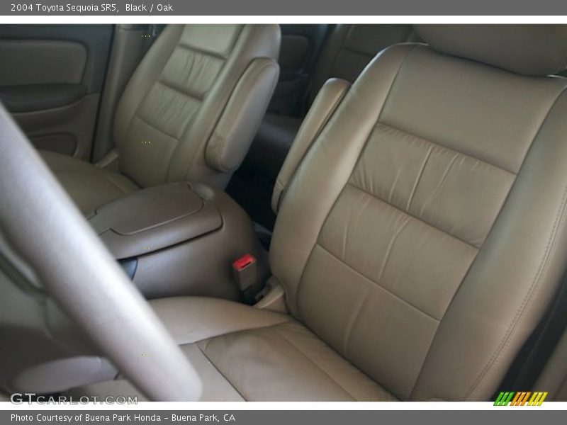 Black / Oak 2004 Toyota Sequoia SR5
