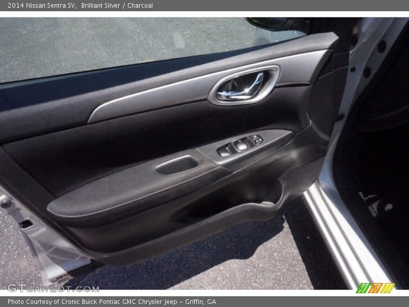 Brilliant Silver / Charcoal 2014 Nissan Sentra SV