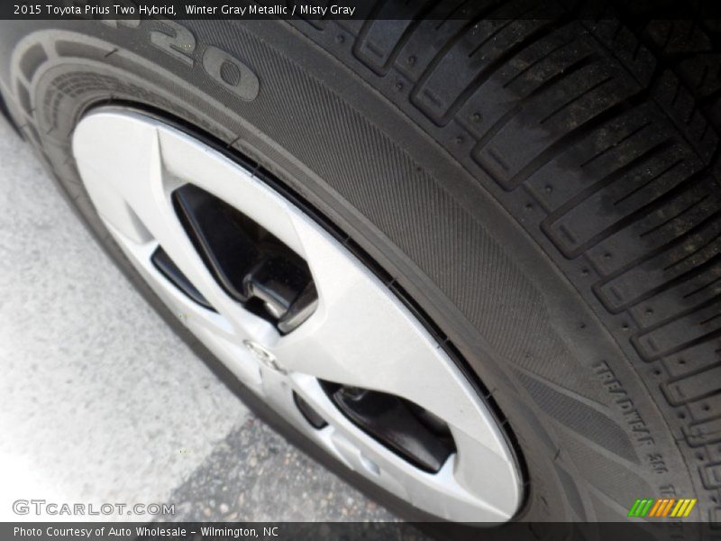 Winter Gray Metallic / Misty Gray 2015 Toyota Prius Two Hybrid