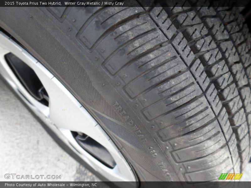 Winter Gray Metallic / Misty Gray 2015 Toyota Prius Two Hybrid