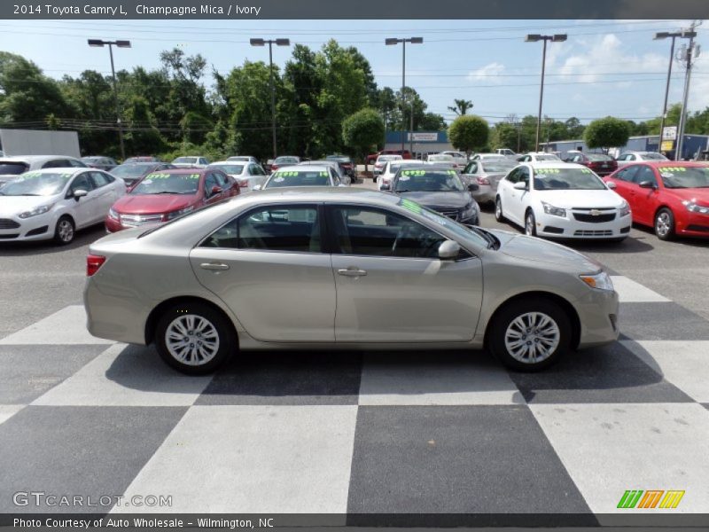 Champagne Mica / Ivory 2014 Toyota Camry L
