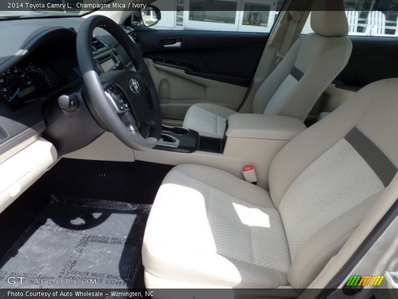 Champagne Mica / Ivory 2014 Toyota Camry L
