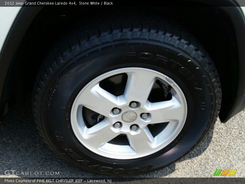 Stone White / Black 2012 Jeep Grand Cherokee Laredo 4x4