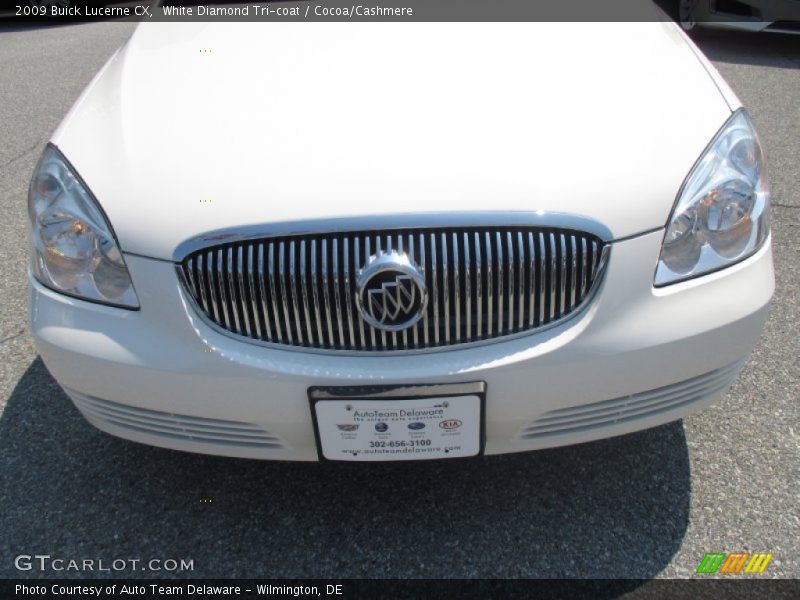 White Diamond Tri-coat / Cocoa/Cashmere 2009 Buick Lucerne CX